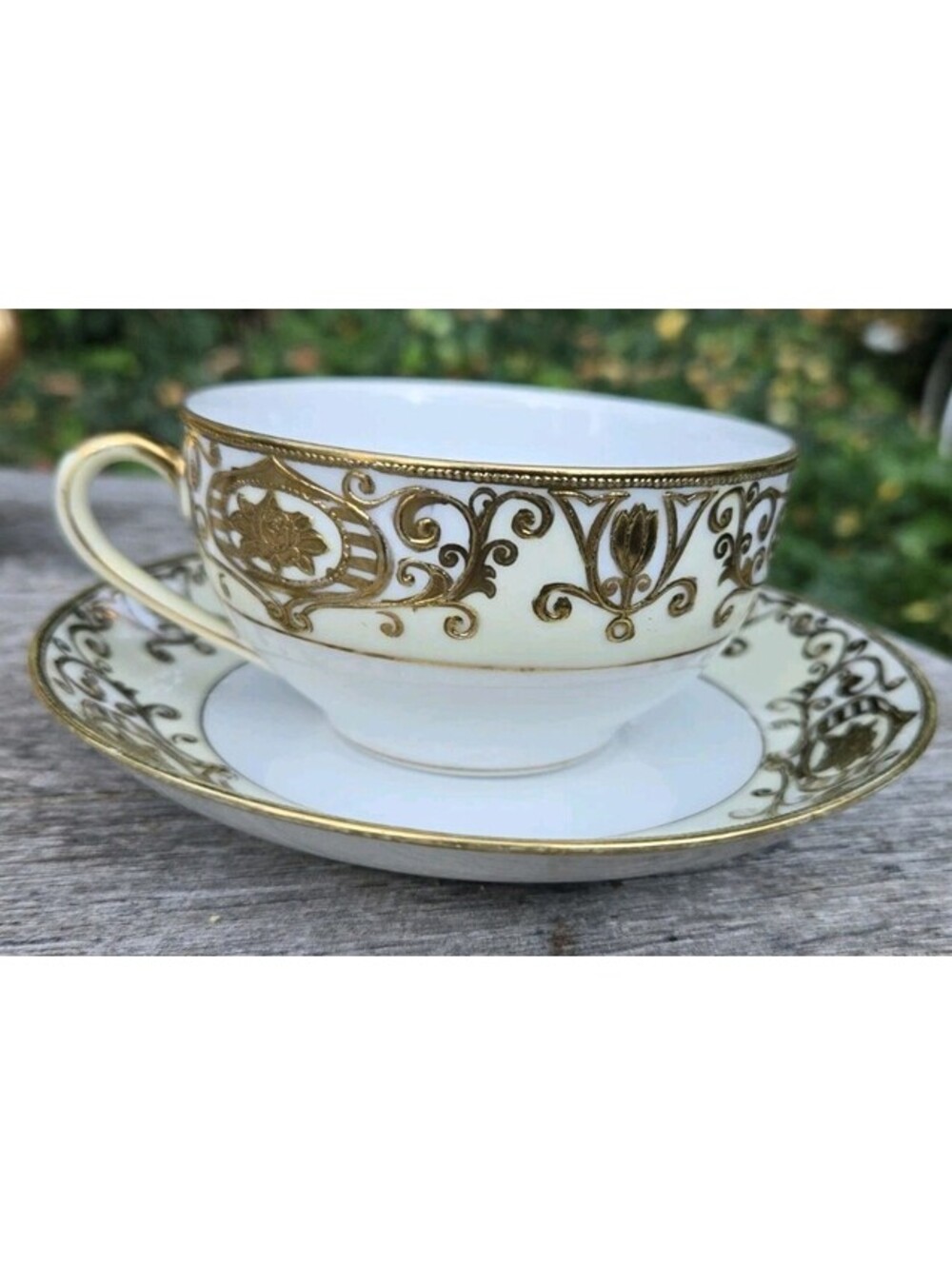 Vintage Noritake Christmas Ball Ivory 22K Gold TEA CUP & SAUCER Porcelain